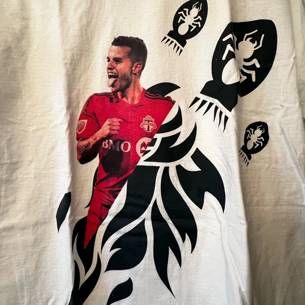 NWOT - TFC “Atomic Ant” White Graphic Men's T-Shirt Size L - Picture 2 of 5